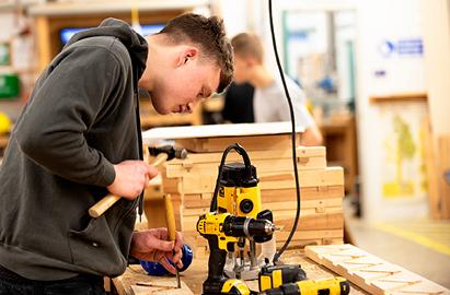 Carpentry & Joinery: Level 2 Apprenticeship