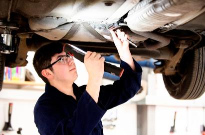 Light Motor Vehicle Maintenance and Repair: C&G Level 2 Diploma